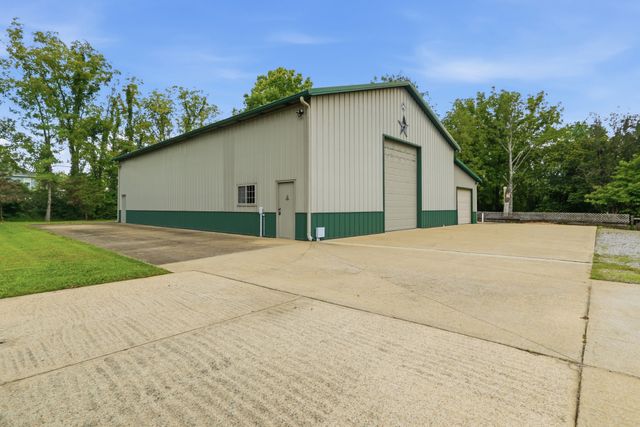831 Osborne Ln, Murfreesboro, TN 37130