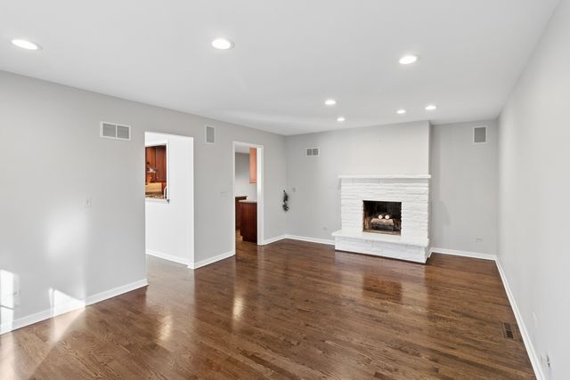 419 W Marion Street, Prospect Heights, IL 60070