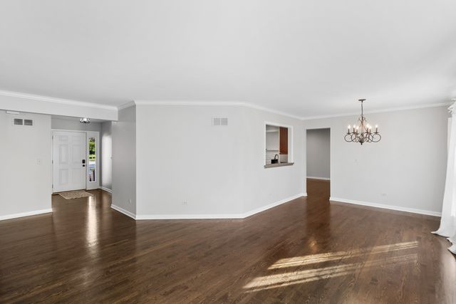 419 W Marion Street, Prospect Heights, IL 60070