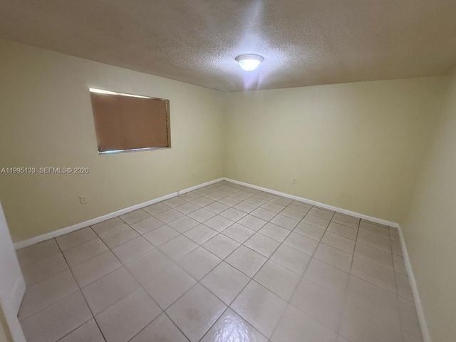 17530 NW 68th Ave C4013, Hialeah, FL 33015