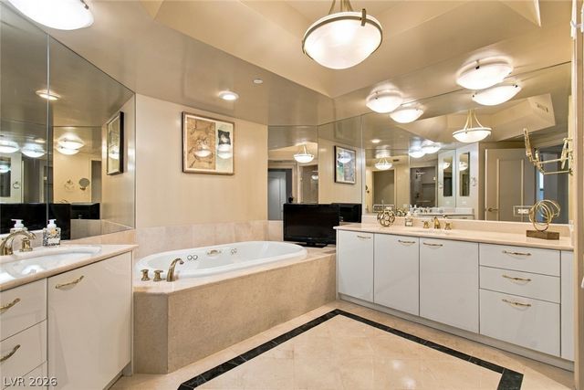 2747 Paradise Road 1205, Las Vegas, NV 89109