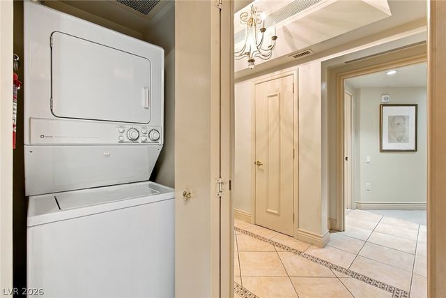2747 Paradise Road 1205, Las Vegas, NV 89109