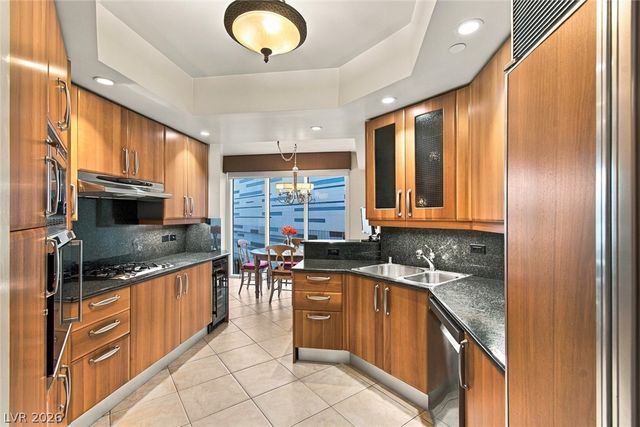 2747 Paradise Road 1205, Las Vegas, NV 89109