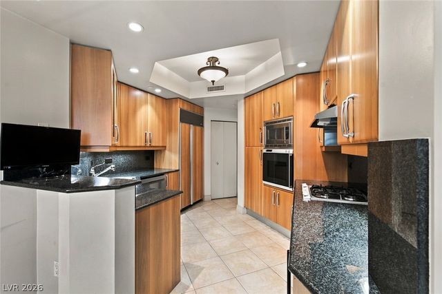 2747 Paradise Road 1205, Las Vegas, NV 89109