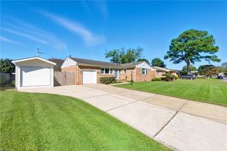 805 Ray PL, Virginia Beach, VA 23454
