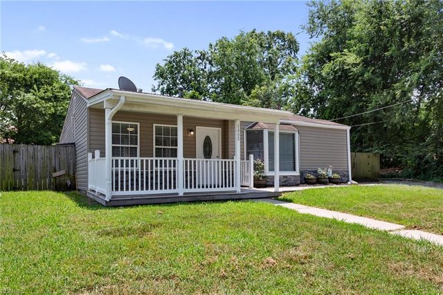 1408 Tatemstown RD, Chesapeake, VA 23324
