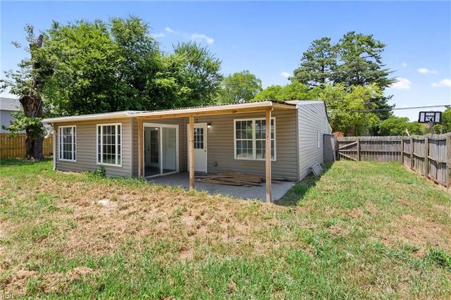 1408 Tatemstown RD, Chesapeake, VA 23324
