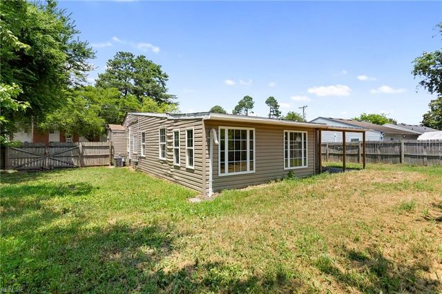1408 Tatemstown RD, Chesapeake, VA 23324