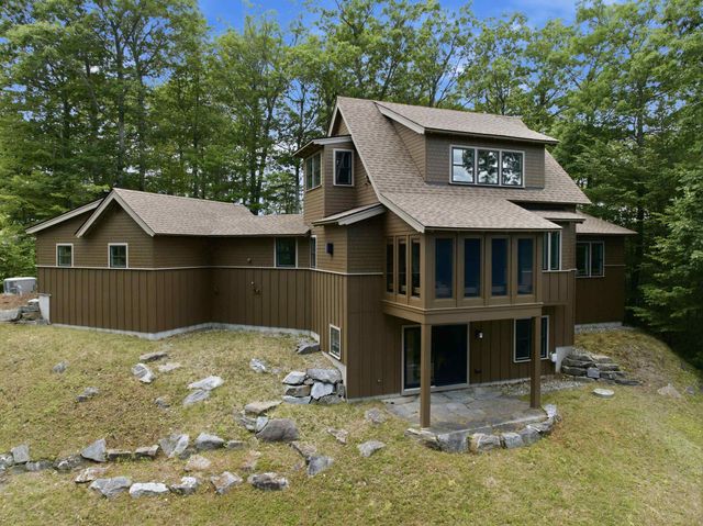 5 Peaked Hill Road, Ashland, NH 03217
