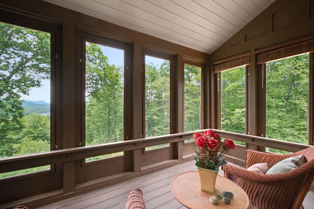 5 Peaked Hill Road, Ashland, NH 03217