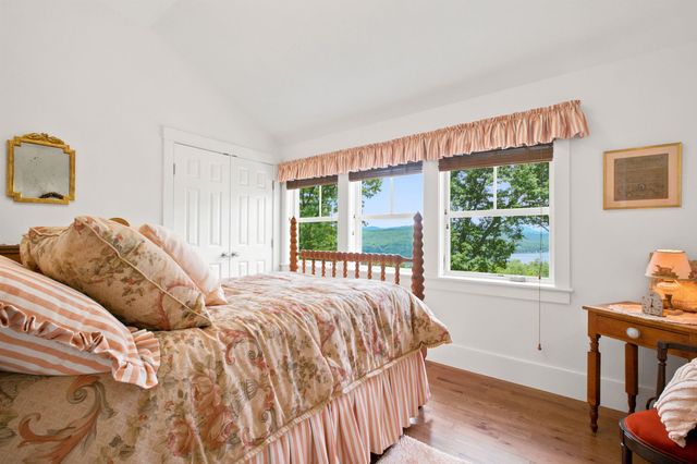 5 Peaked Hill Road, Ashland, NH 03217