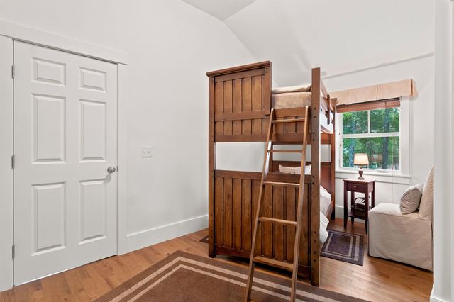 5 Peaked Hill Road, Ashland, NH 03217