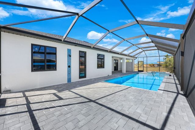 1925 NW 34th Place, Cape Coral, FL 33993