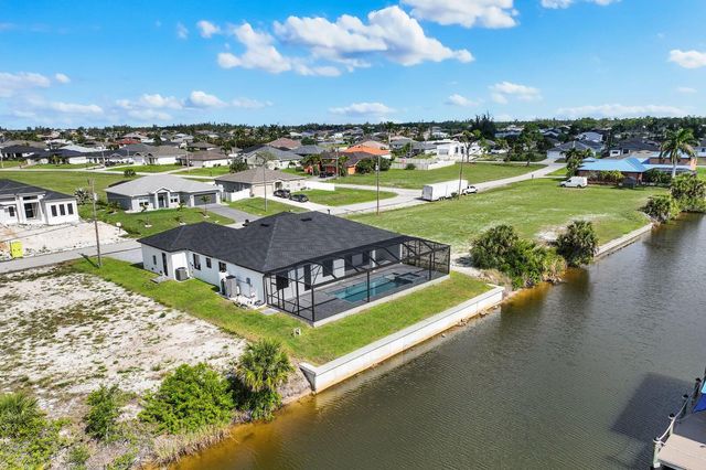 1925 NW 34th Place, Cape Coral, FL 33993