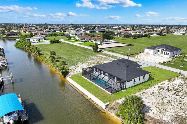 1925 NW 34th Place, Cape Coral, FL 33993