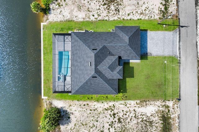 1925 NW 34th Place, Cape Coral, FL 33993