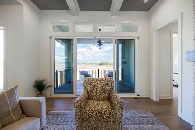 3900 W 158TH Place, Overland Park, KS 66224