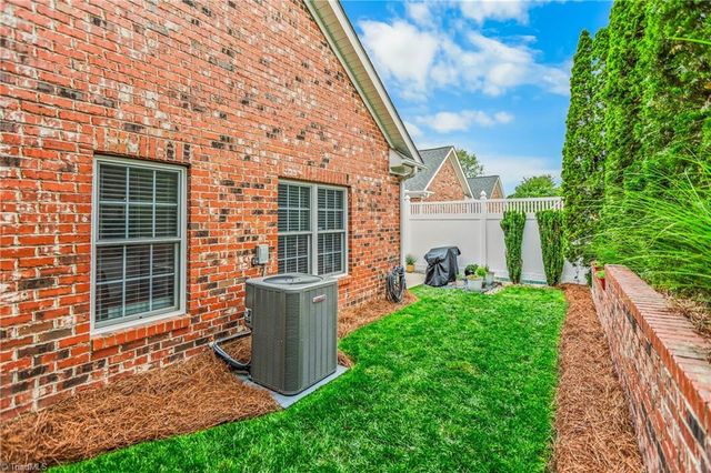 4260 Lumsden Lane, High Point, NC 27265