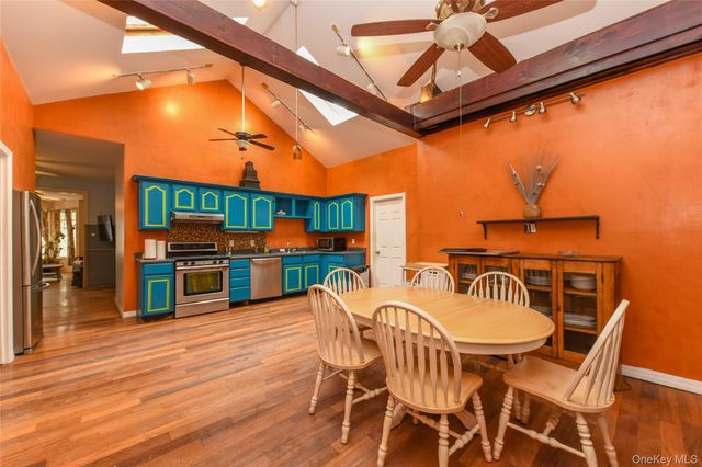 76-43 85th Road, Woodhaven, NY 11421