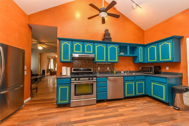 76-43 85th Road, Woodhaven, NY 11421