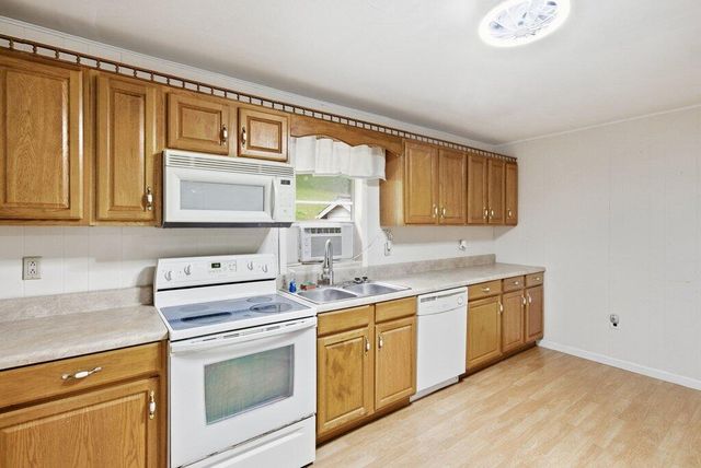 5780 Toestring Valley Road, Spring City, TN 37381