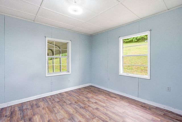 5780 Toestring Valley Road, Spring City, TN 37381