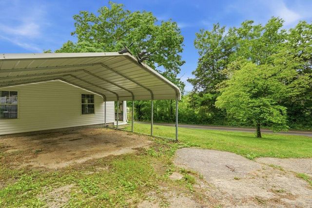 5780 Toestring Valley Road, Spring City, TN 37381