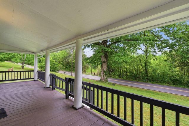 5780 Toestring Valley Road, Spring City, TN 37381