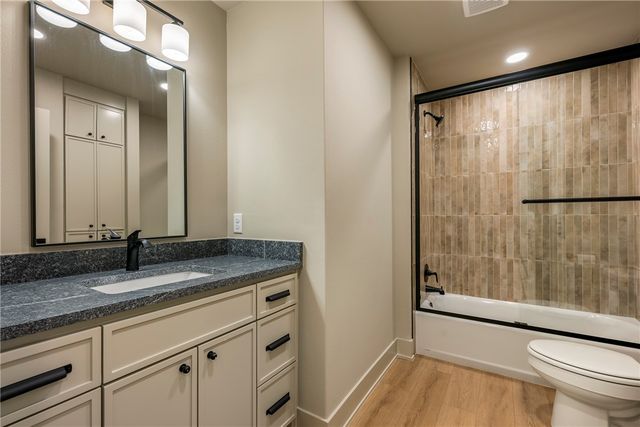 22 Hessle Circle, Bella Vista, AR 72714