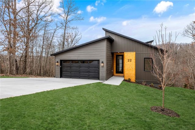 22 Hessle Circle, Bella Vista, AR 72714