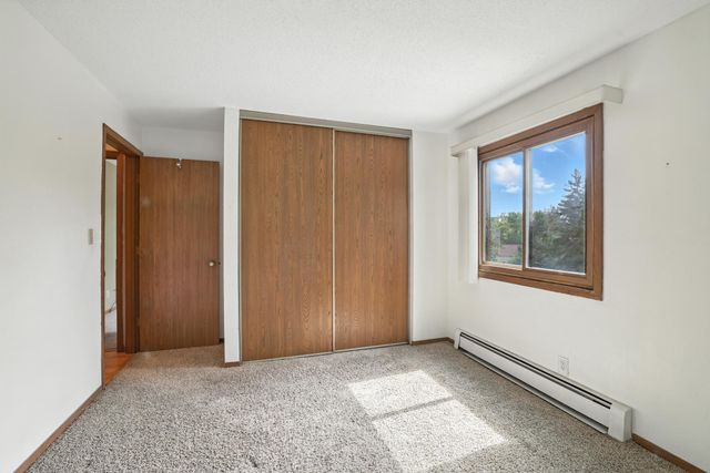 4 Pine Tree Drive 233, Arden Hills, MN 55112