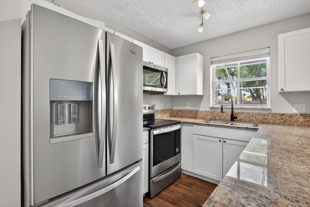 3083 W Buena Vista Drive, Margate, FL 33063