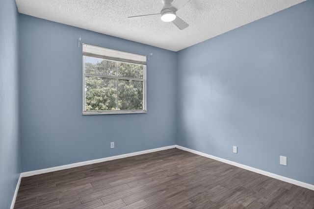 3083 W Buena Vista Drive, Margate, FL 33063