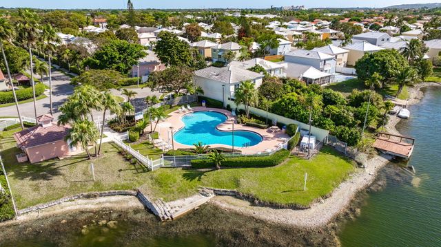 3083 W Buena Vista Drive, Margate, FL 33063