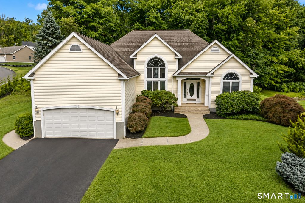 116 Pond View Drive, Watertown, CT 06795