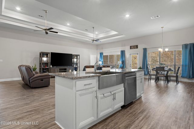 10641 Chapelwood Drive, Gulfport, MS 39503