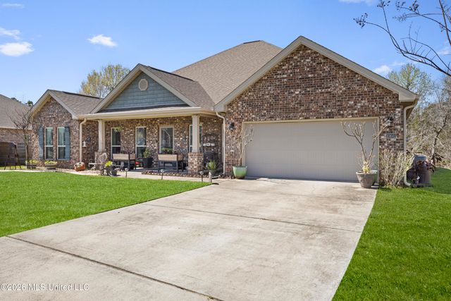 10641 Chapelwood Drive, Gulfport, MS 39503