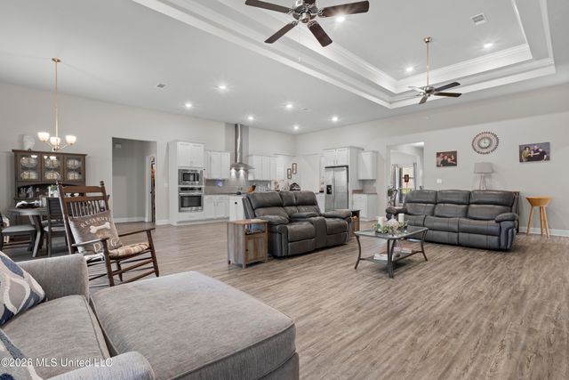 10641 Chapelwood Drive, Gulfport, MS 39503