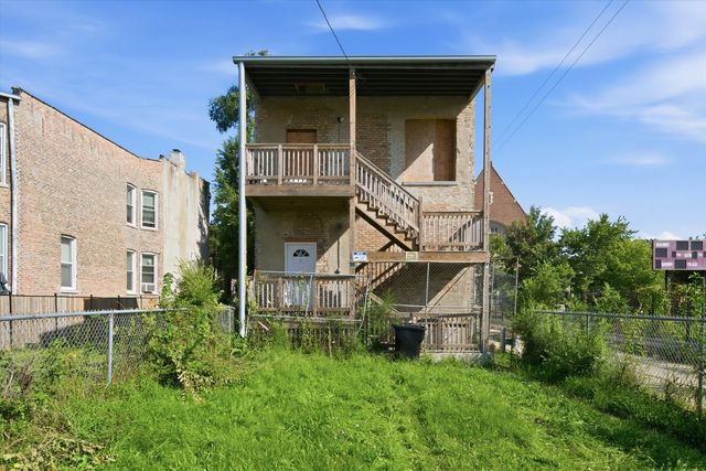 3311 W Monroe Street, Chicago, IL 60624