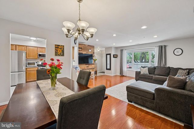 1103 WHARTON RD, Mount Laurel, NJ 08054