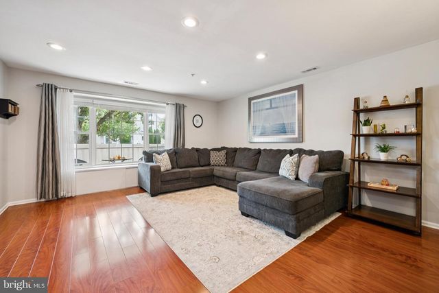 1103 WHARTON RD, Mount Laurel, NJ 08054