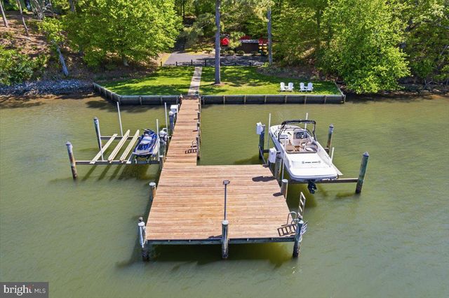 7335 PERRY LN, Lusby, MD 20657