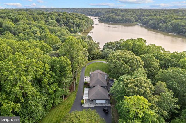 7335 PERRY LN, Lusby, MD 20657