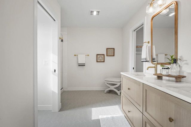 920 Carnoustie Way, Oregon, WI 53575