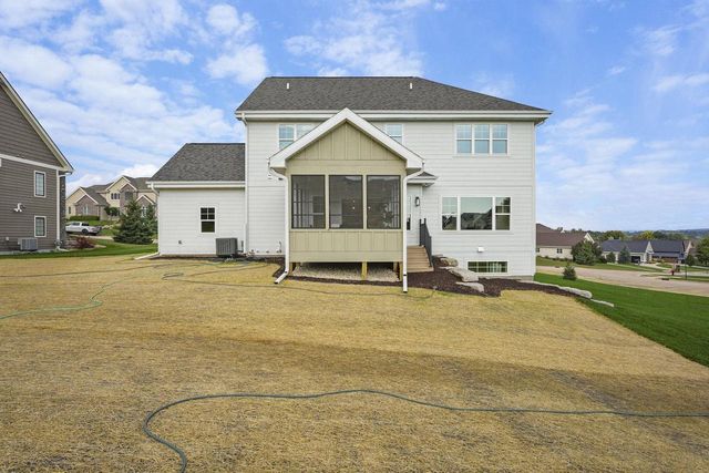 920 Carnoustie Way, Oregon, WI 53575