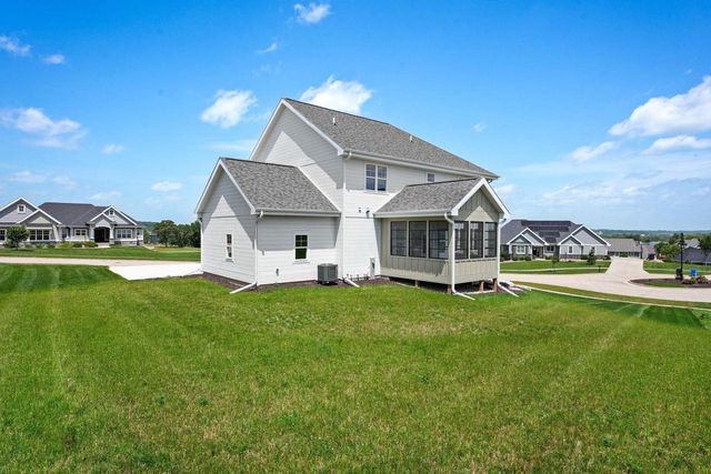 920 Carnoustie Way, Oregon, WI 53575