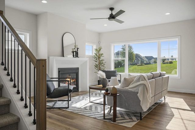 920 Carnoustie Way, Oregon, WI 53575