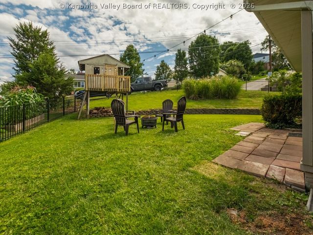 812 Carroll Road, Charleston, WV 25314
