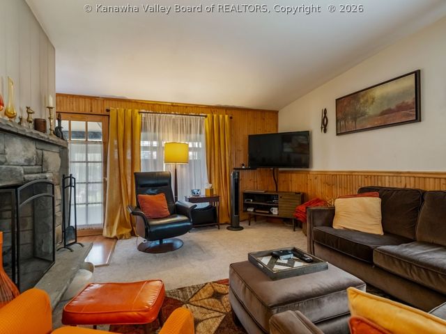 812 Carroll Road, Charleston, WV 25314
