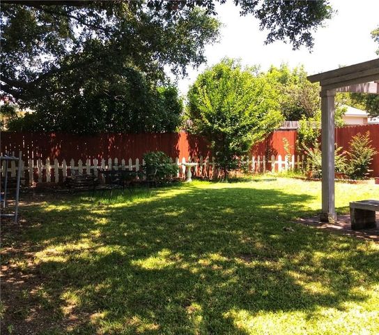 8679 Woodstream Drive, Frisco, TX 75034